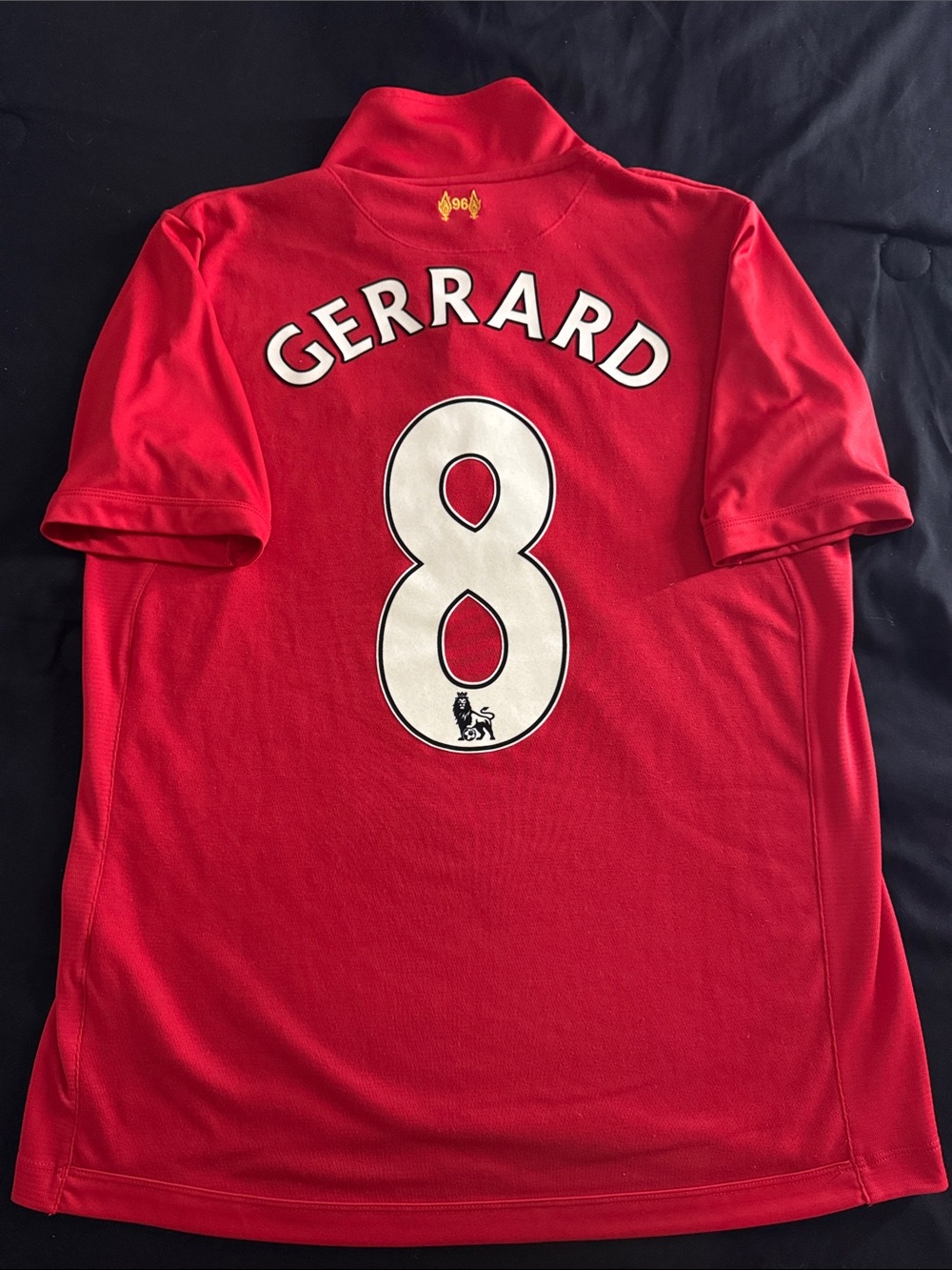 VINTAGE Liverpool FC #8 Steven Gerrard 2012-13 Warrior Home Jersey